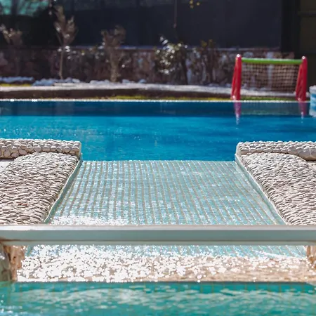 Marvelous Seaview Lemon