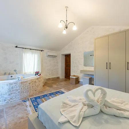 Marvelous Seaview Lemon